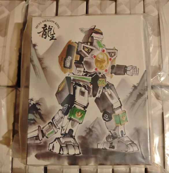 In Stock Lucky Cat MICRO COSMO - огляд і ціна Model Kit Megazord