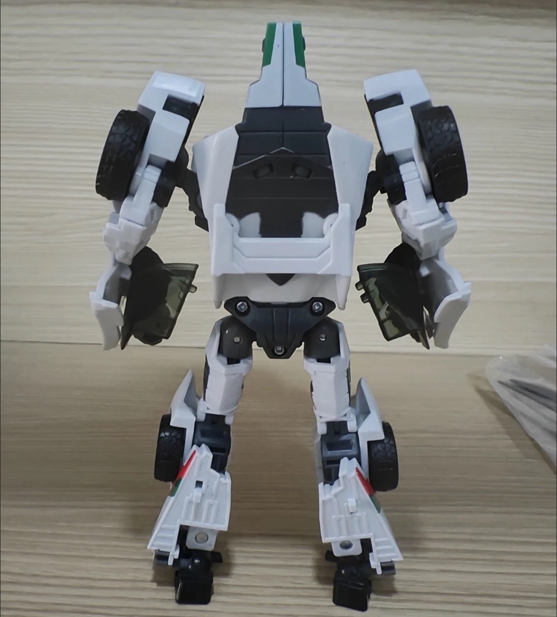 APC Transformation Toys IDW Wh - огляд і ціна Model Kit Transformers