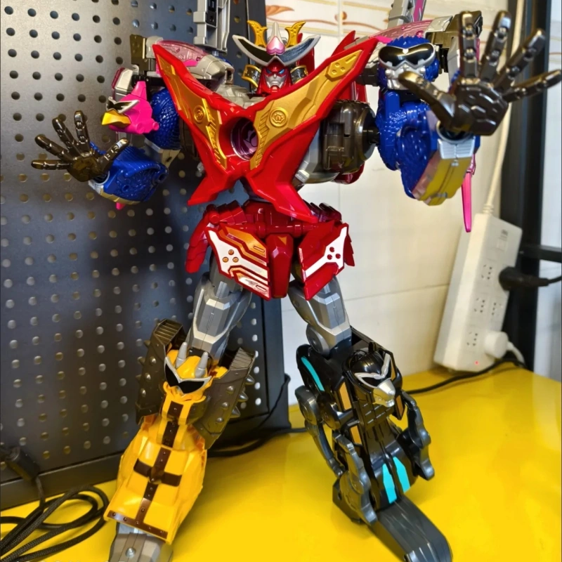 In Stock Original Bandai Dx Ce - огляд і ціна Model Kit Megazord